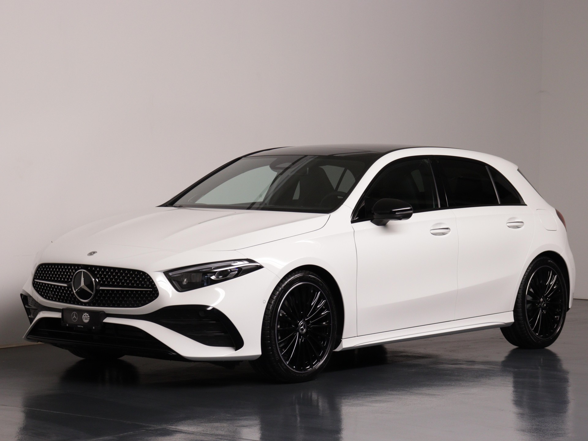 MERCEDES-BENZ A 250 AMG Line 4m-image-0