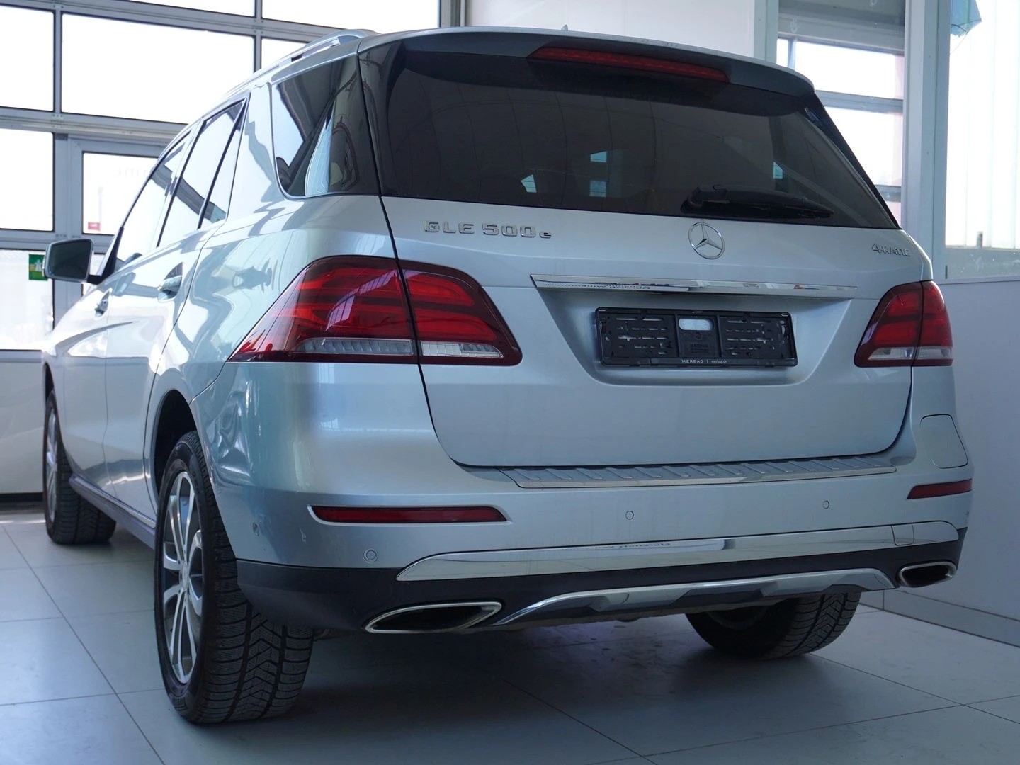 MERCEDES-BENZ GLE 500 e 4Matic 7G-Tronic-showroom-element-1