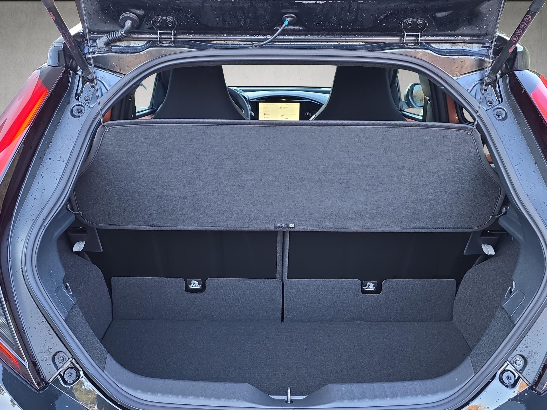 TOYOTA Aygo X 1.5 VVT-i HSD Style-image-12