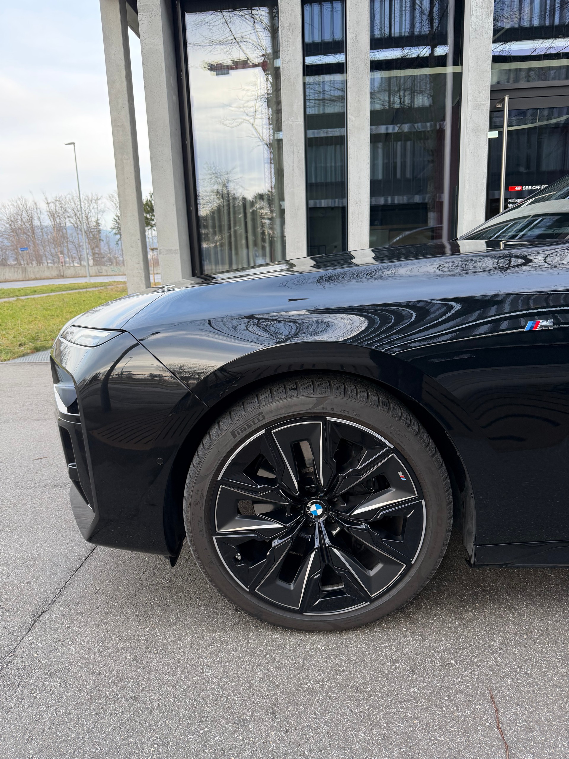 BMW 740d xDrive 48V M Sport Pro Steptronic-image-3