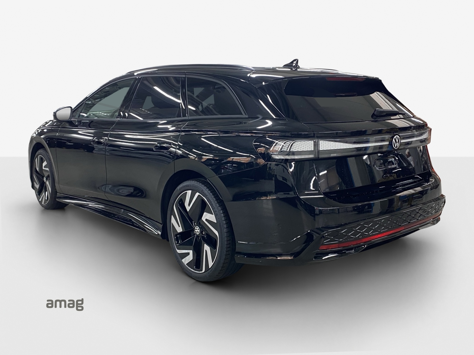 VW ID.7 Tourer GTX 86 kWh GTX 4 Motion-image-2
