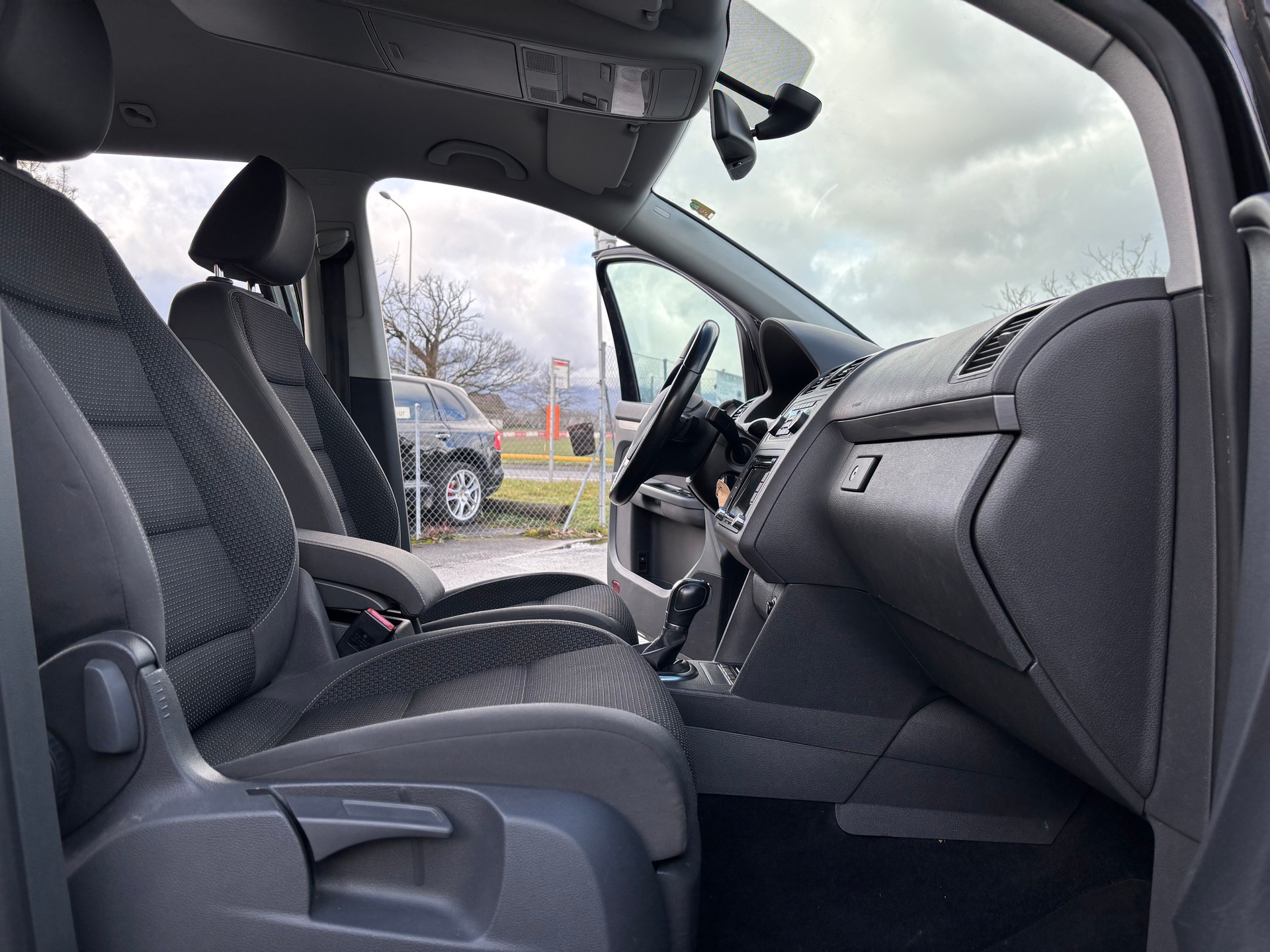 VW Touran 1.4 TSI Comfortline DSG-image-12