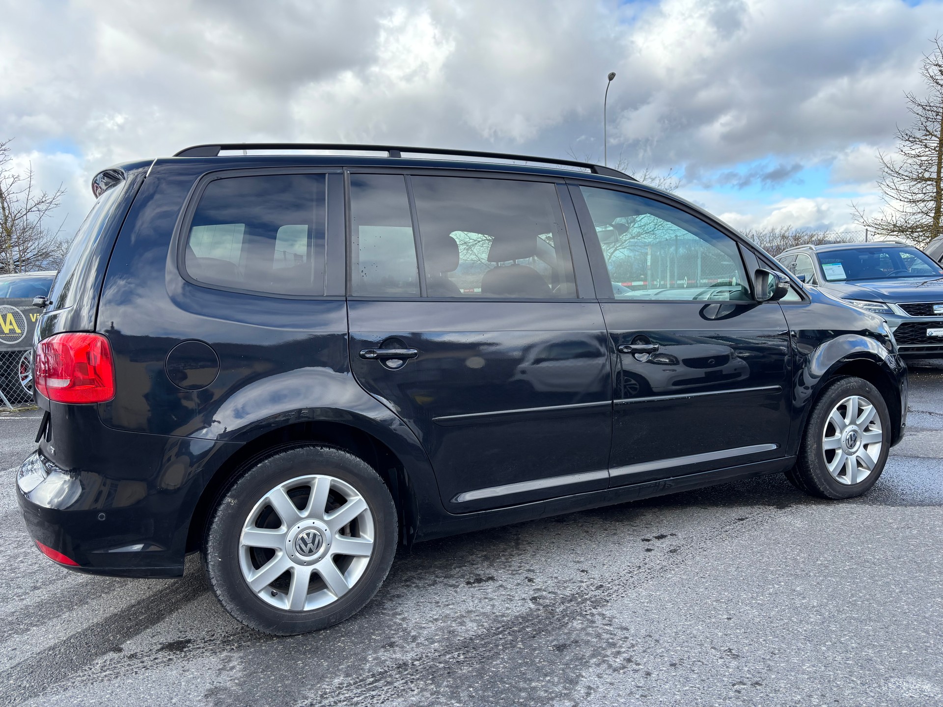 VW Touran 1.4 TSI Comfortline DSG-image-3