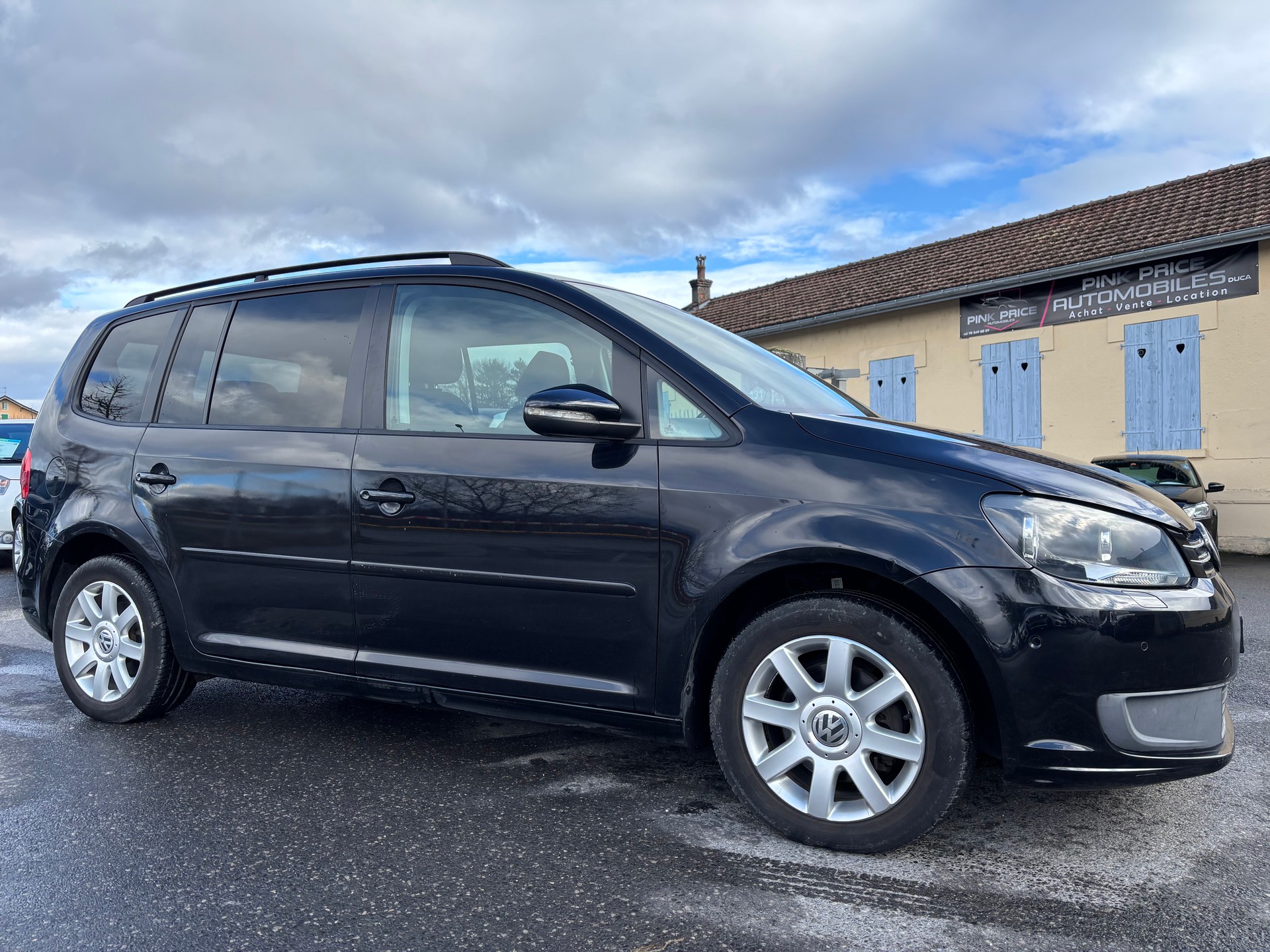 VW Touran 1.4 TSI Comfortline DSG-image-2