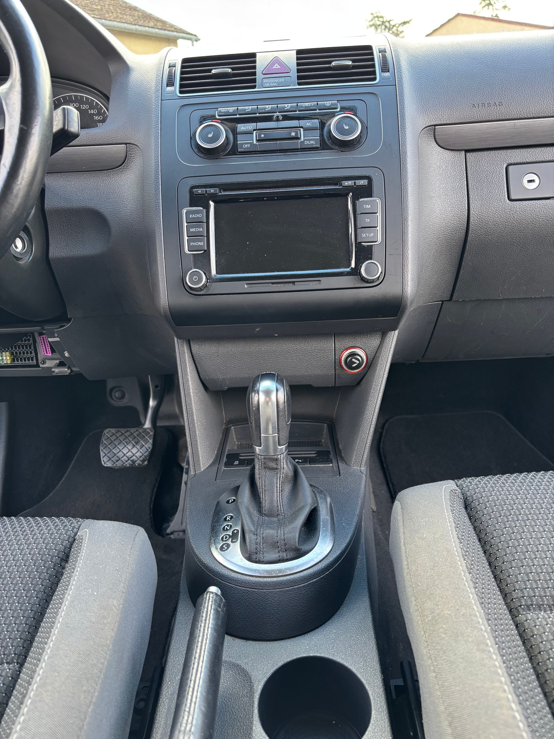 VW Touran 1.4 TSI Comfortline DSG-image-8