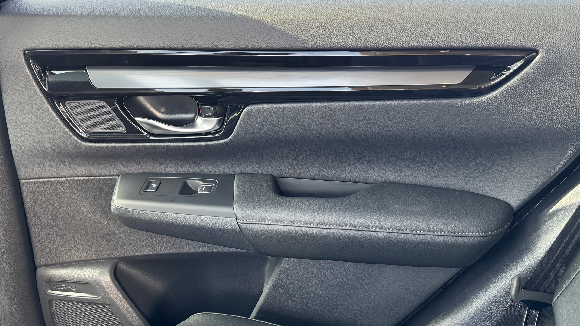 HONDA CR-V 2.0 i-MMD Advance 4WD, Crystal Black 1.9% Leasing Aktion unschlagbar mit 8 Jahren Garantie-image-18