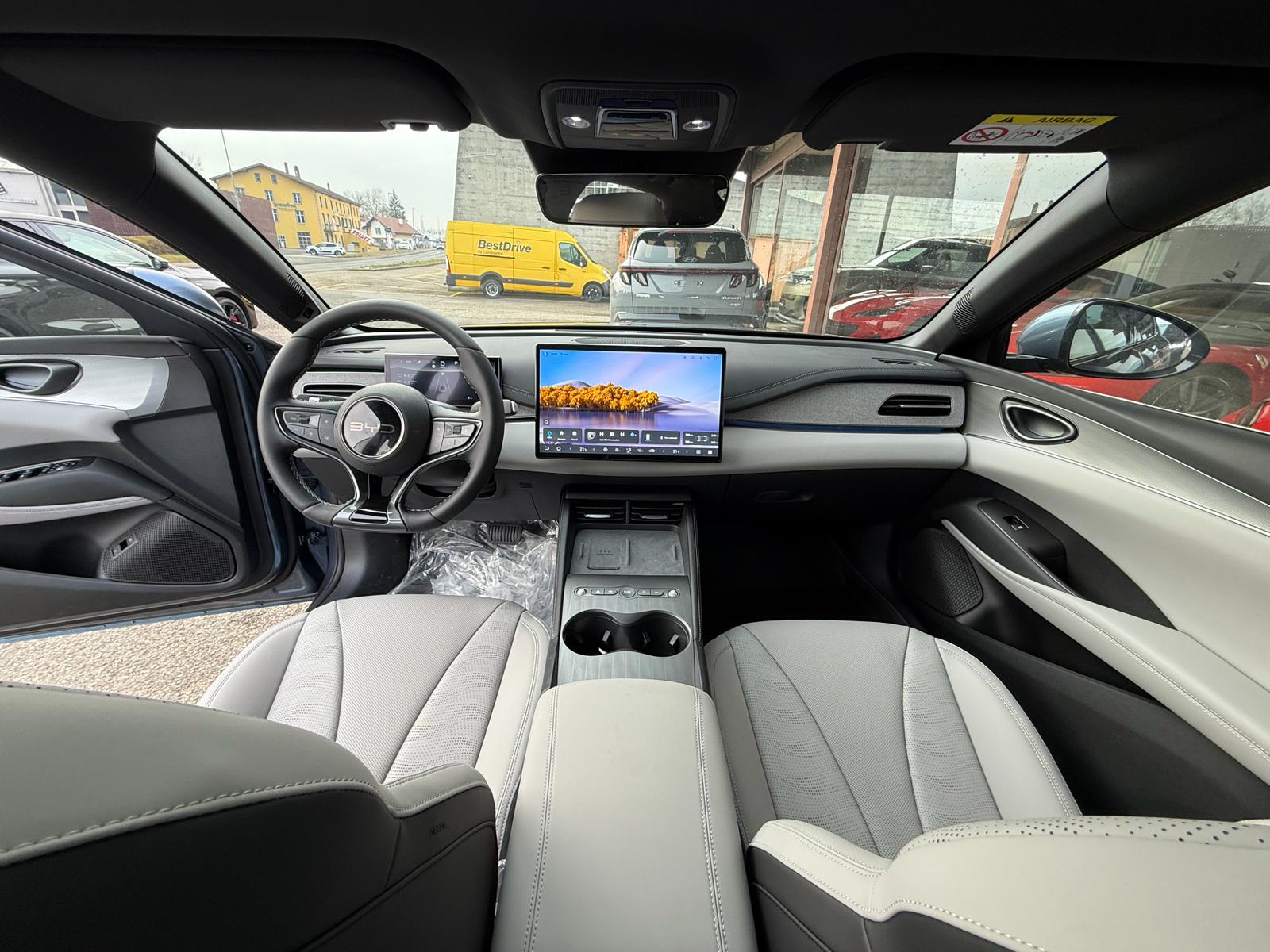 BYD SEAL 6 DM-i Comfort Hatchback-image-8