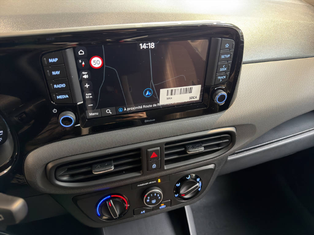 HYUNDAI i10 1.2 Amplia-image-7