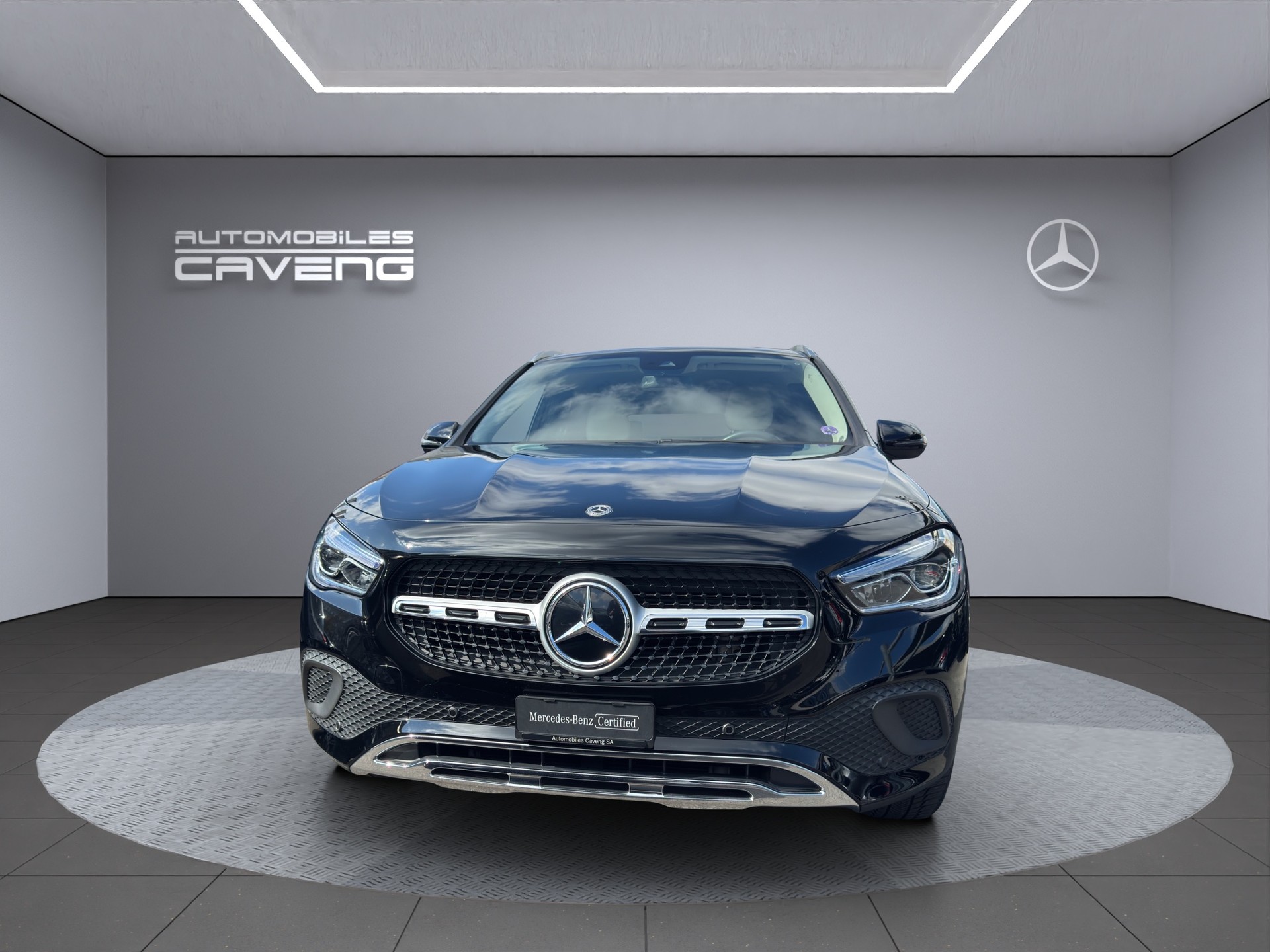 MERCEDES-BENZ GLA 250 4Matic Progressive 8G-DCT-image-6