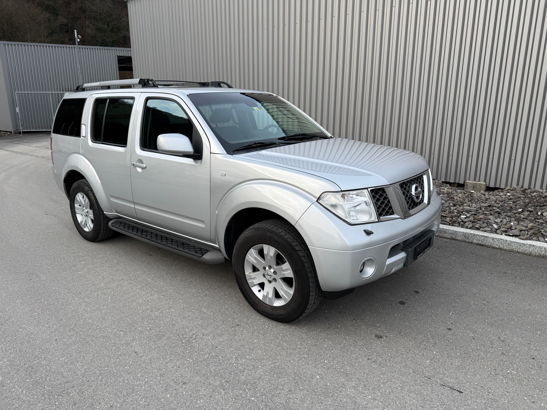 NISSAN Pathfinder 2.5 7 PLACES — ATTELAGE 3000 KG-image-6
