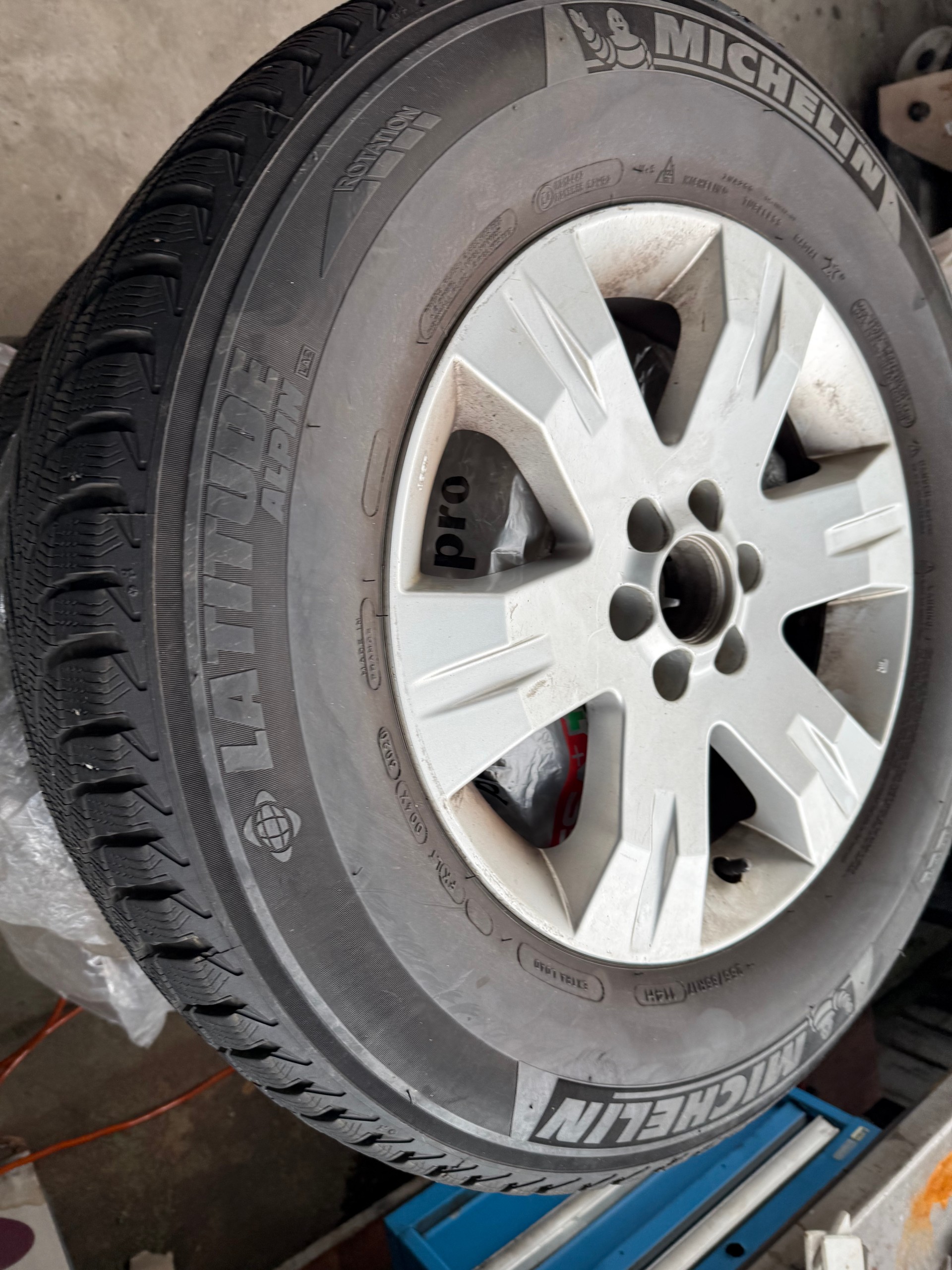 NISSAN Pathfinder 2.5 7 PLACES — ATTELAGE 3000 KG-image-28