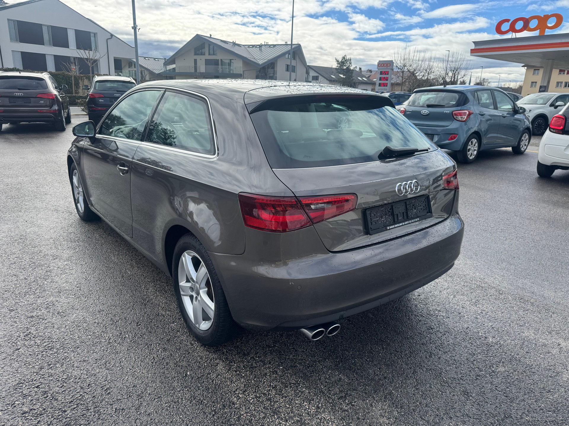 AUDI A3 1.8 TFSI Ambiente S-tronic-image-3