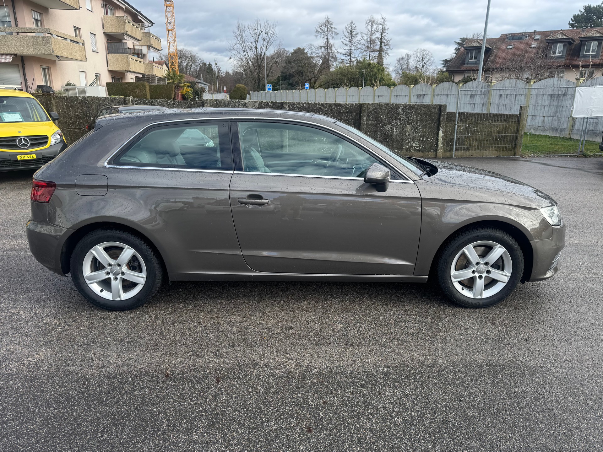 AUDI A3 1.8 TFSI Ambiente S-tronic-image-6