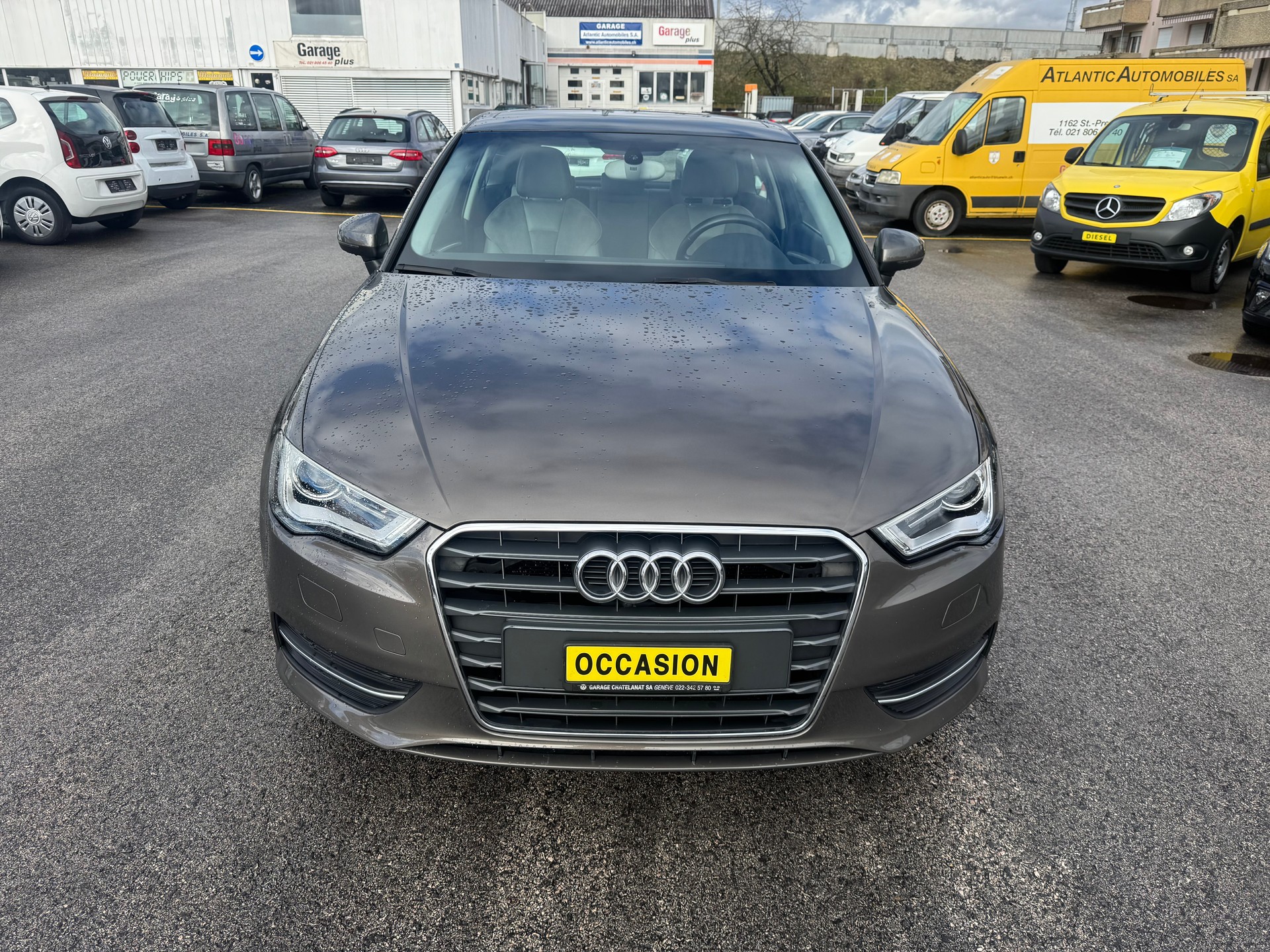 AUDI A3 1.8 TFSI Ambiente S-tronic-image-0