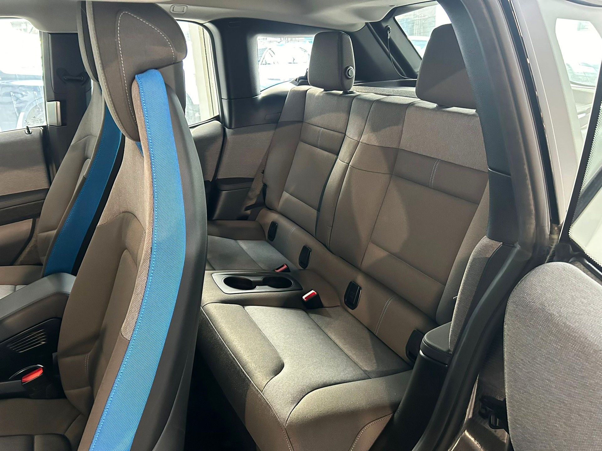 BMW i3 (120Ah) Fleet Edition-image-20