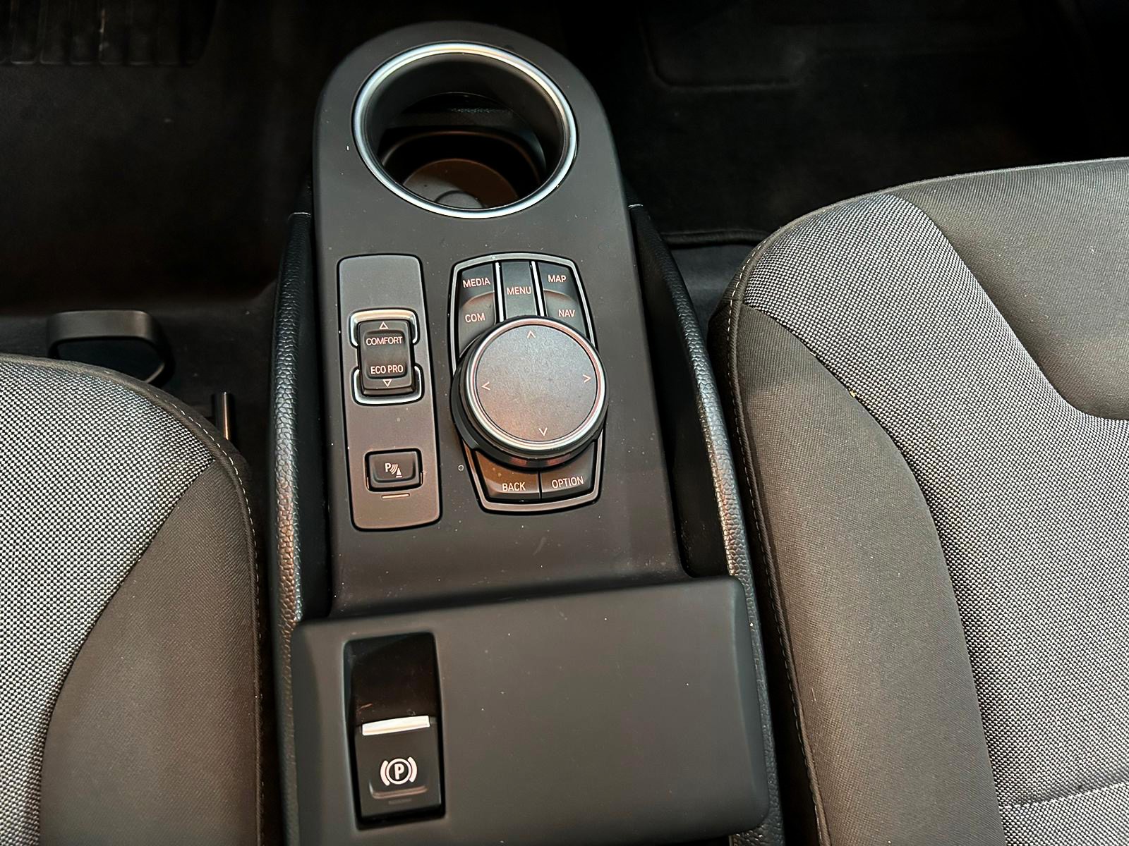 BMW i3 (120Ah) Fleet Edition-image-16