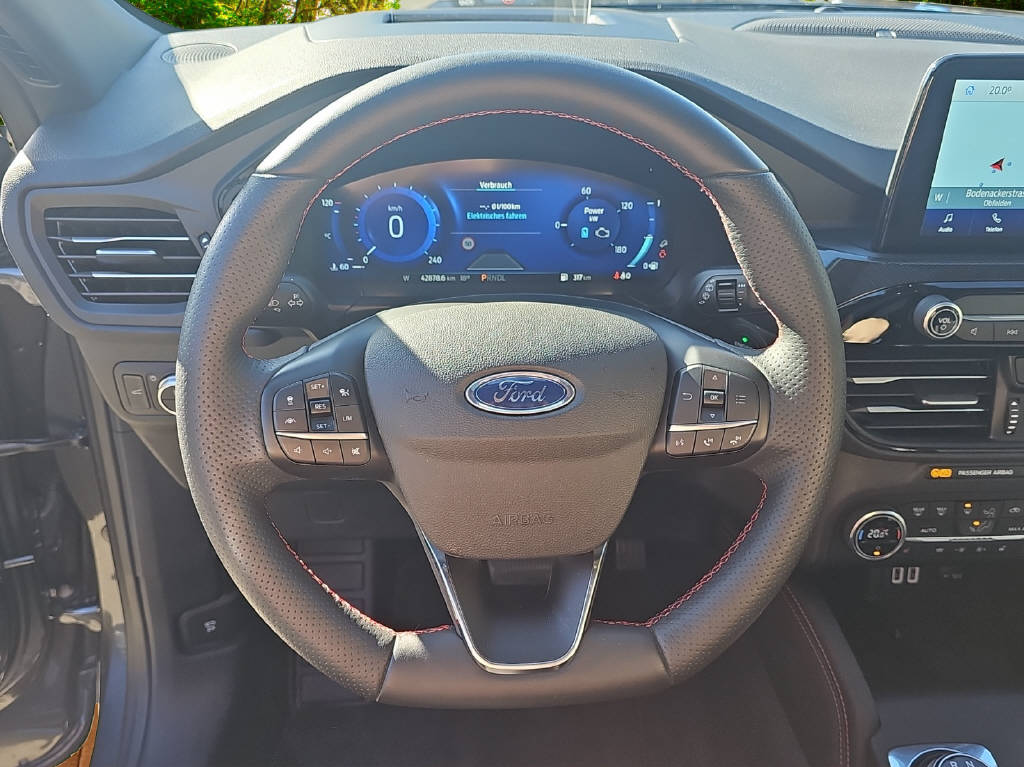 FORD Kuga 2.5 Hybrid ST-Line X 4x4-image-7
