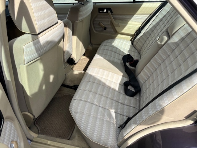 MERCEDES-BENZ 190 E 2.3-image-5