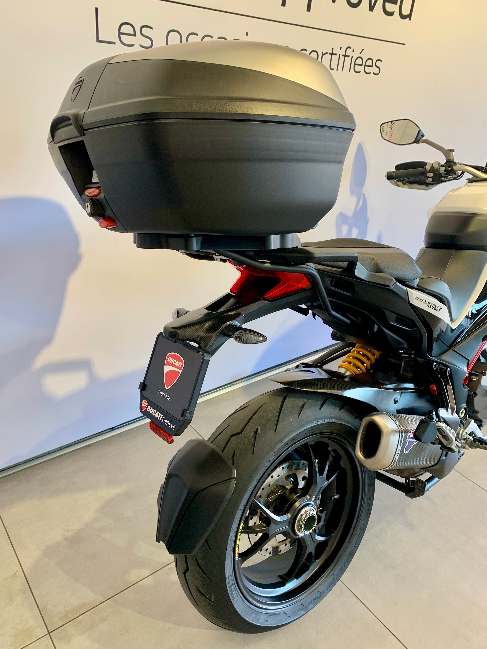 DUCATI Multistrada 1260 Pikes Peak-image-9