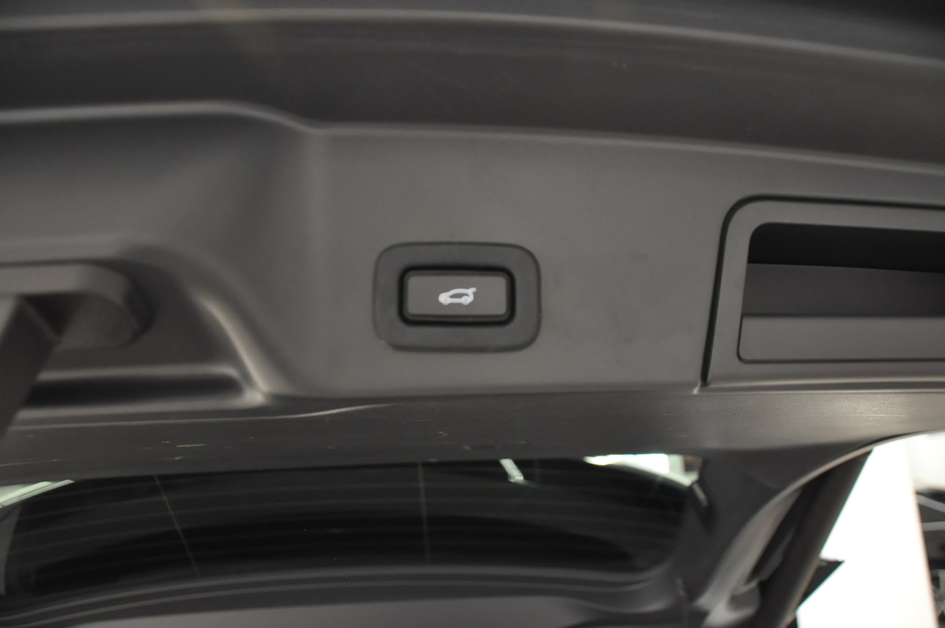 LAND ROVER Range Rover Evoque P 200 MHEV SE AT9-image-28