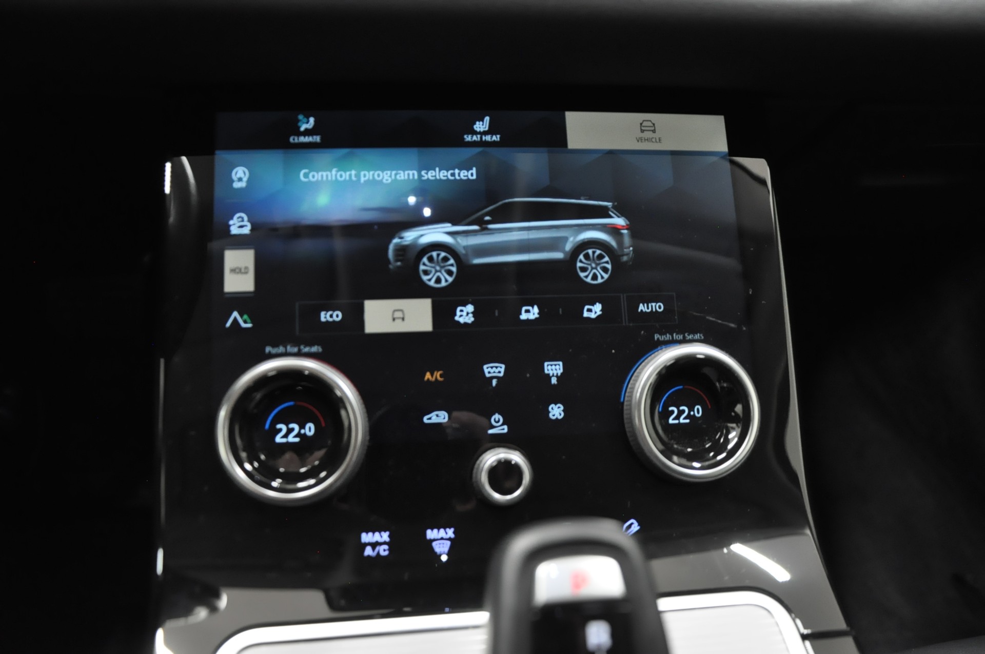 LAND ROVER Range Rover Evoque P 200 MHEV SE AT9-image-26