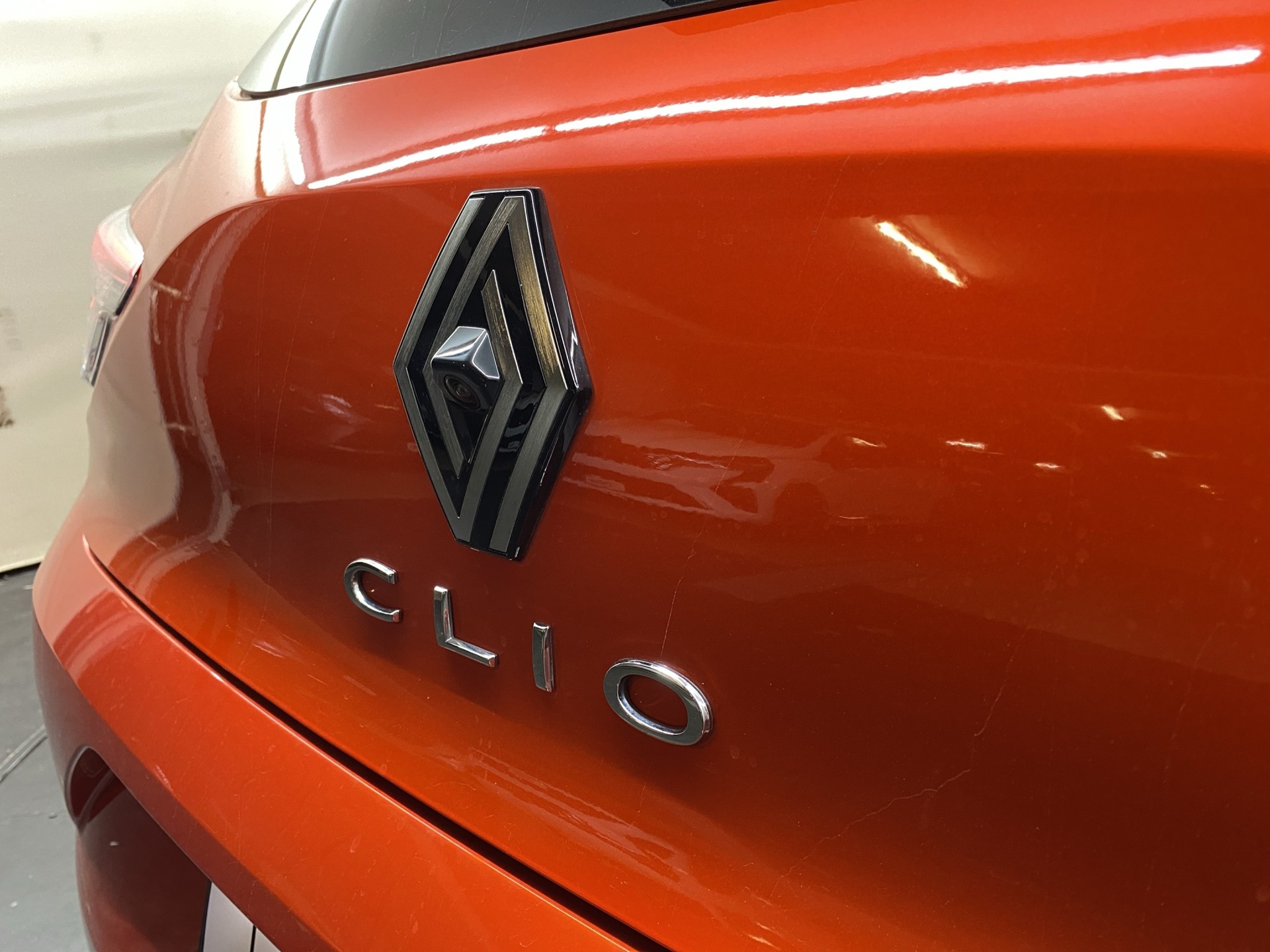 RENAULT Clio 1.0 Techno-image-20