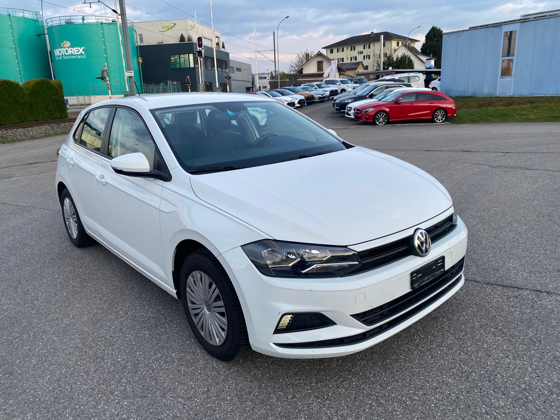 VW Polo 1.0 BMT Trendline-image-1