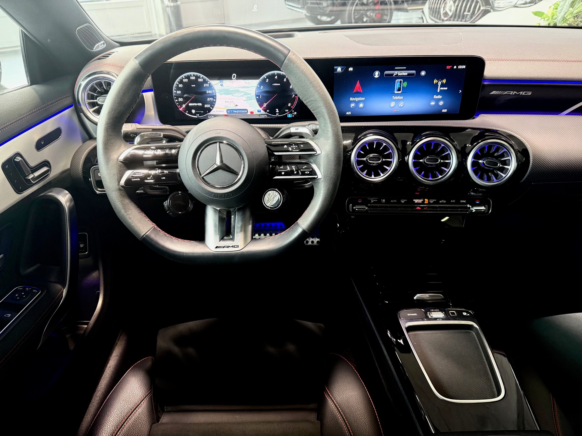 MERCEDES-BENZ CLA 45 S AMG 4Matic+ 8G-DCT-image-14
