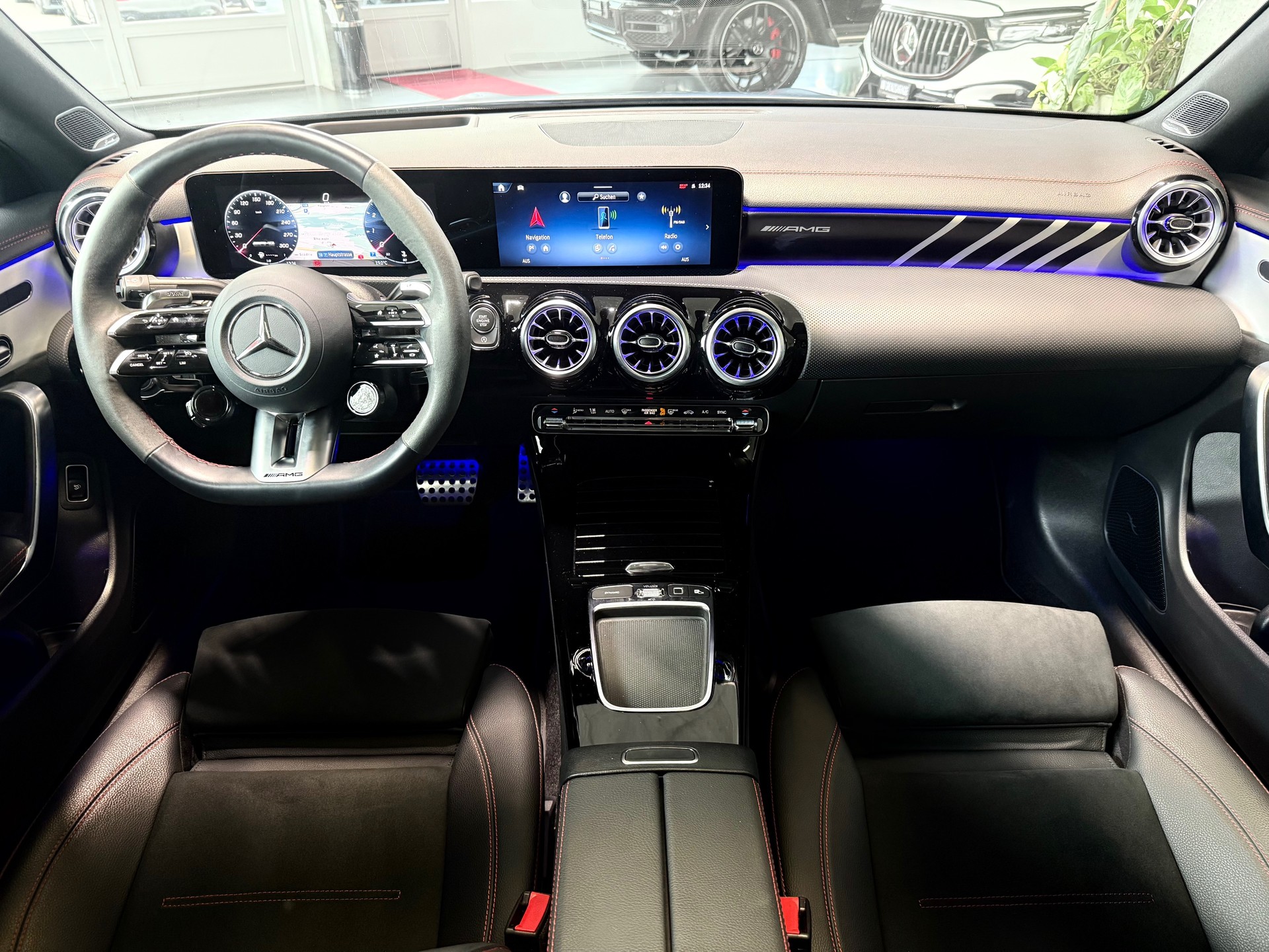 MERCEDES-BENZ CLA 45 S AMG 4Matic+ 8G-DCT-image-15