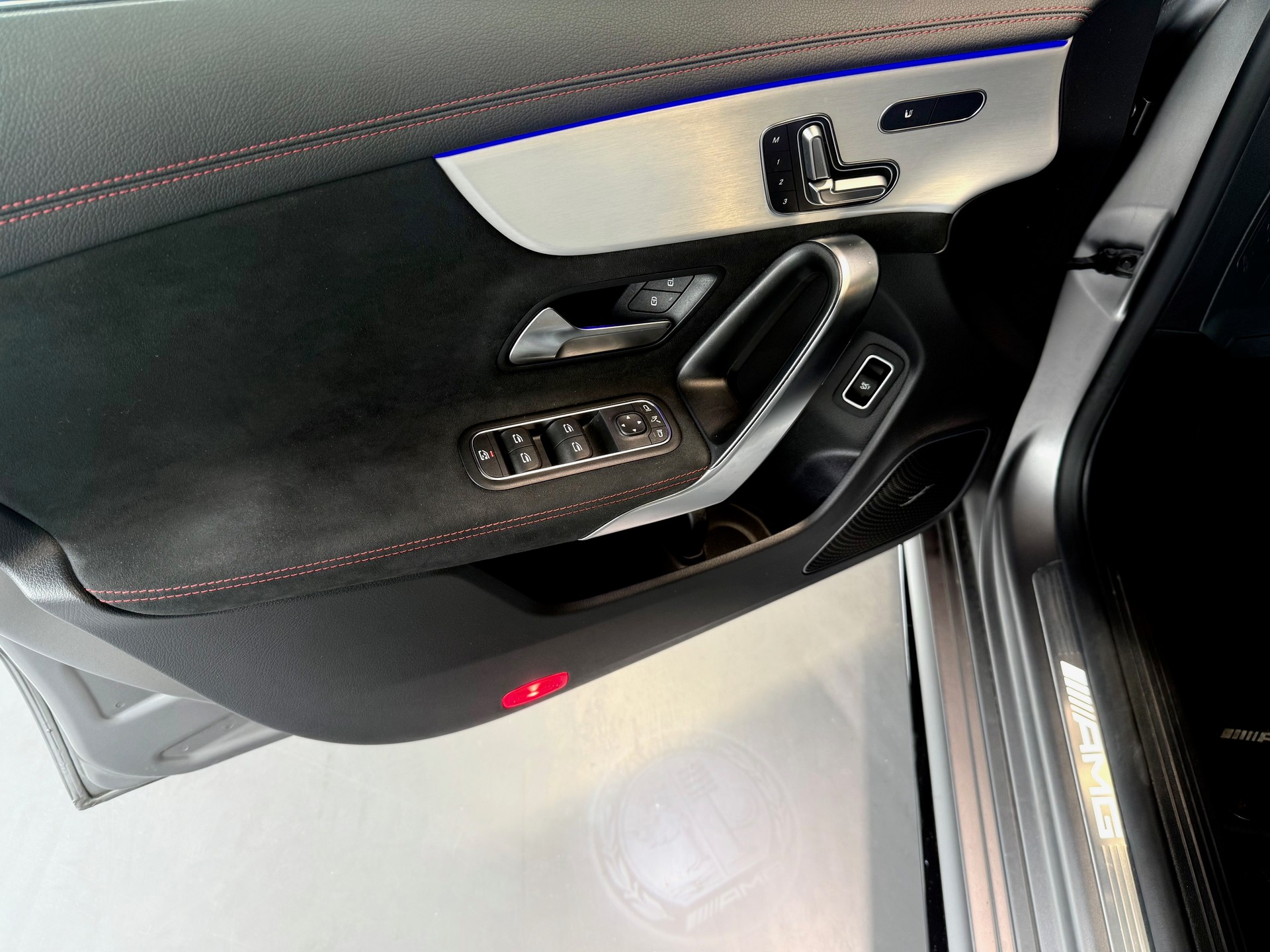 MERCEDES-BENZ CLA 45 S AMG 4Matic+ 8G-DCT-image-9