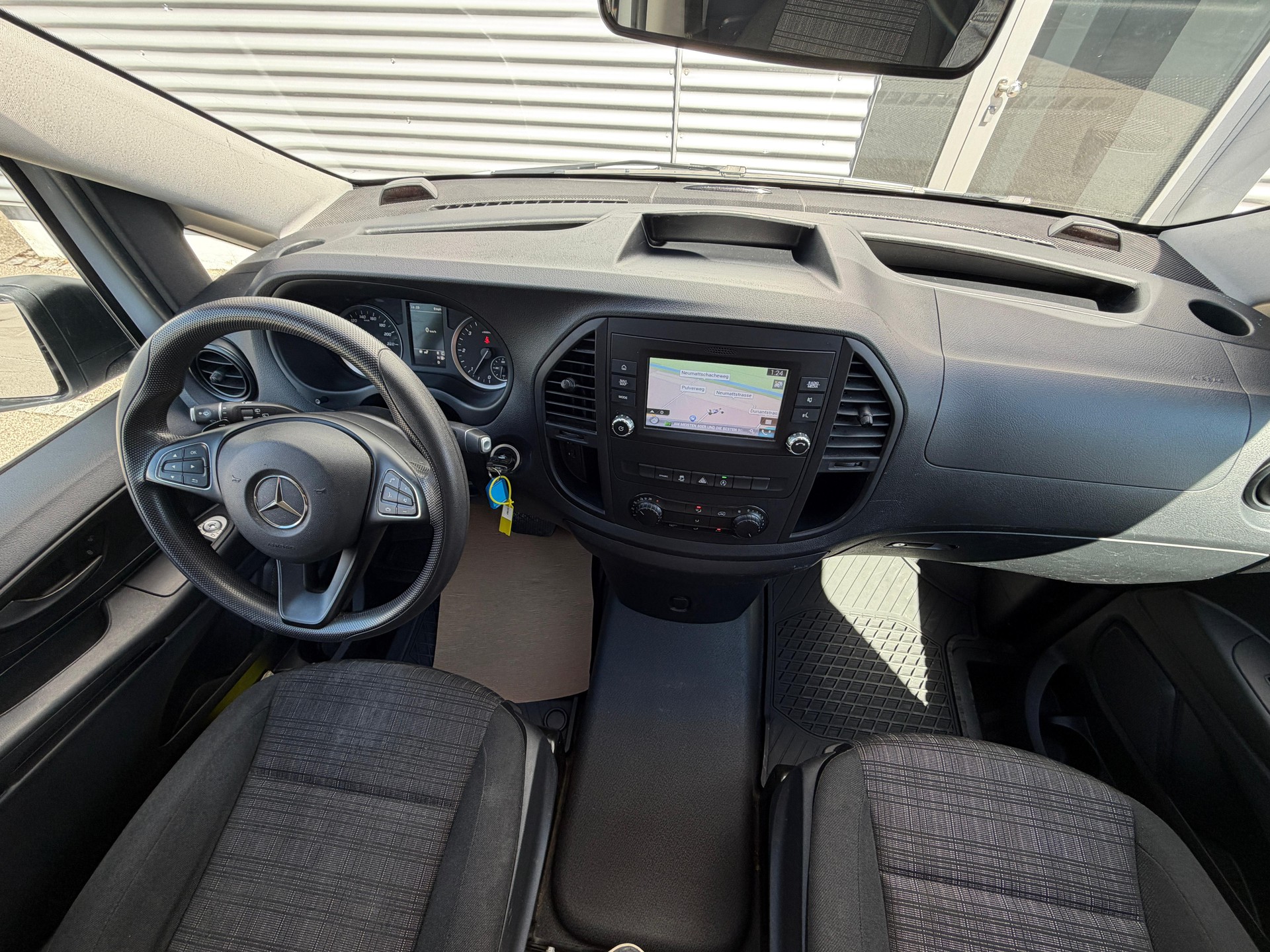 MERCEDES-BENZ Vito 114 CDI Extralang 7G-Tronic-image-8