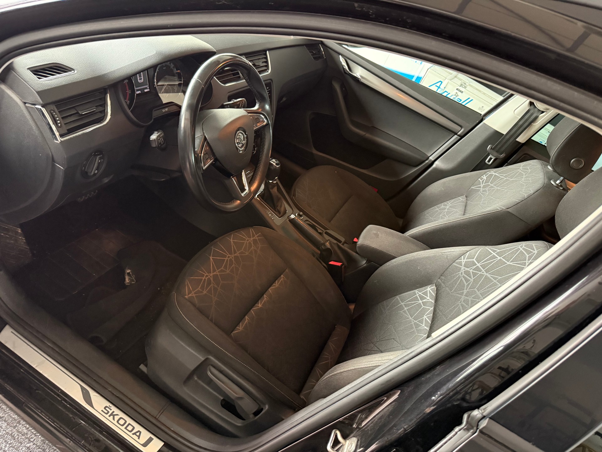 SKODA Octavia Combi 1.0 TSI Clever DSG-image-10