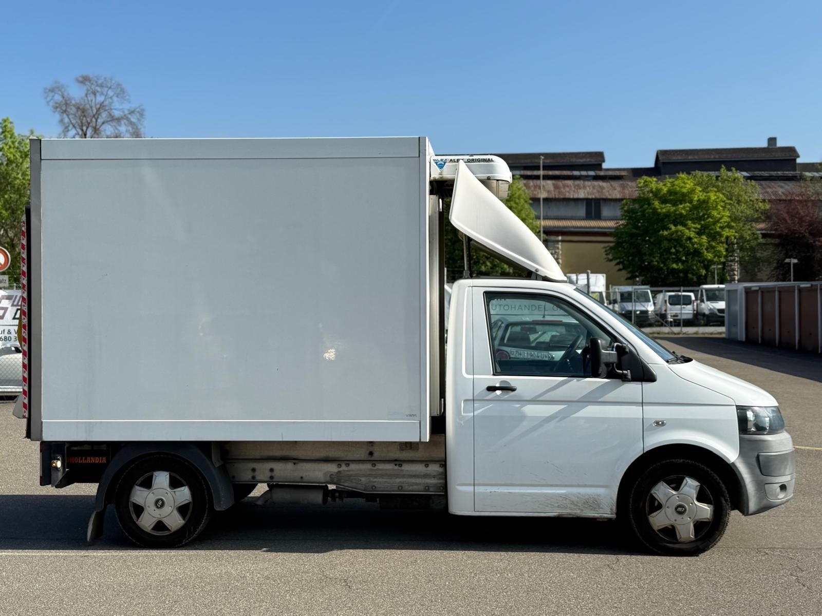 VW T5 2.0 TDI-image-3