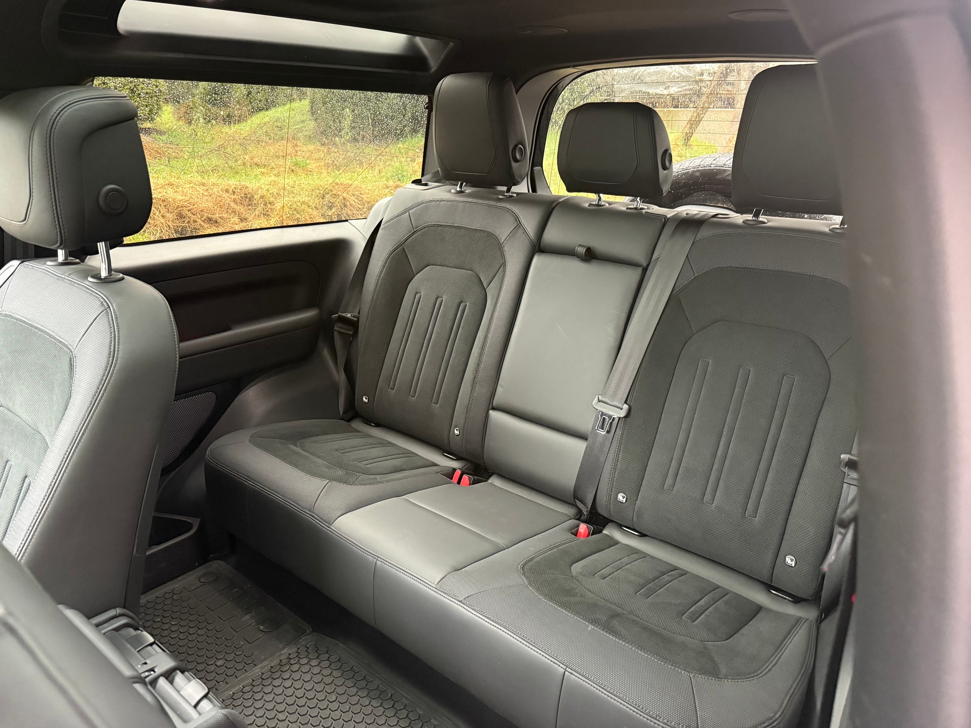 LAND ROVER Defender 90 525 V8 5.0 AT8-image-8