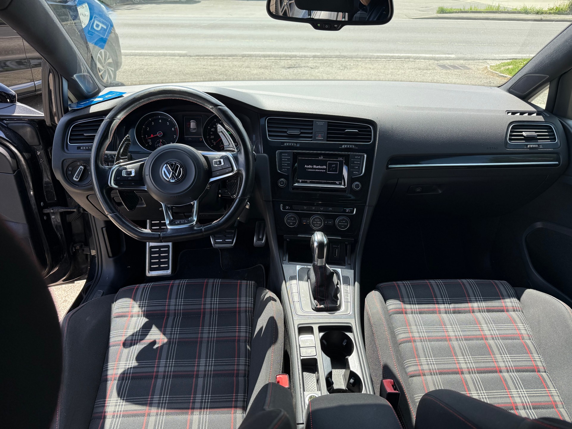 VW Golf 2.0 TSI GTI DSG-image-11
