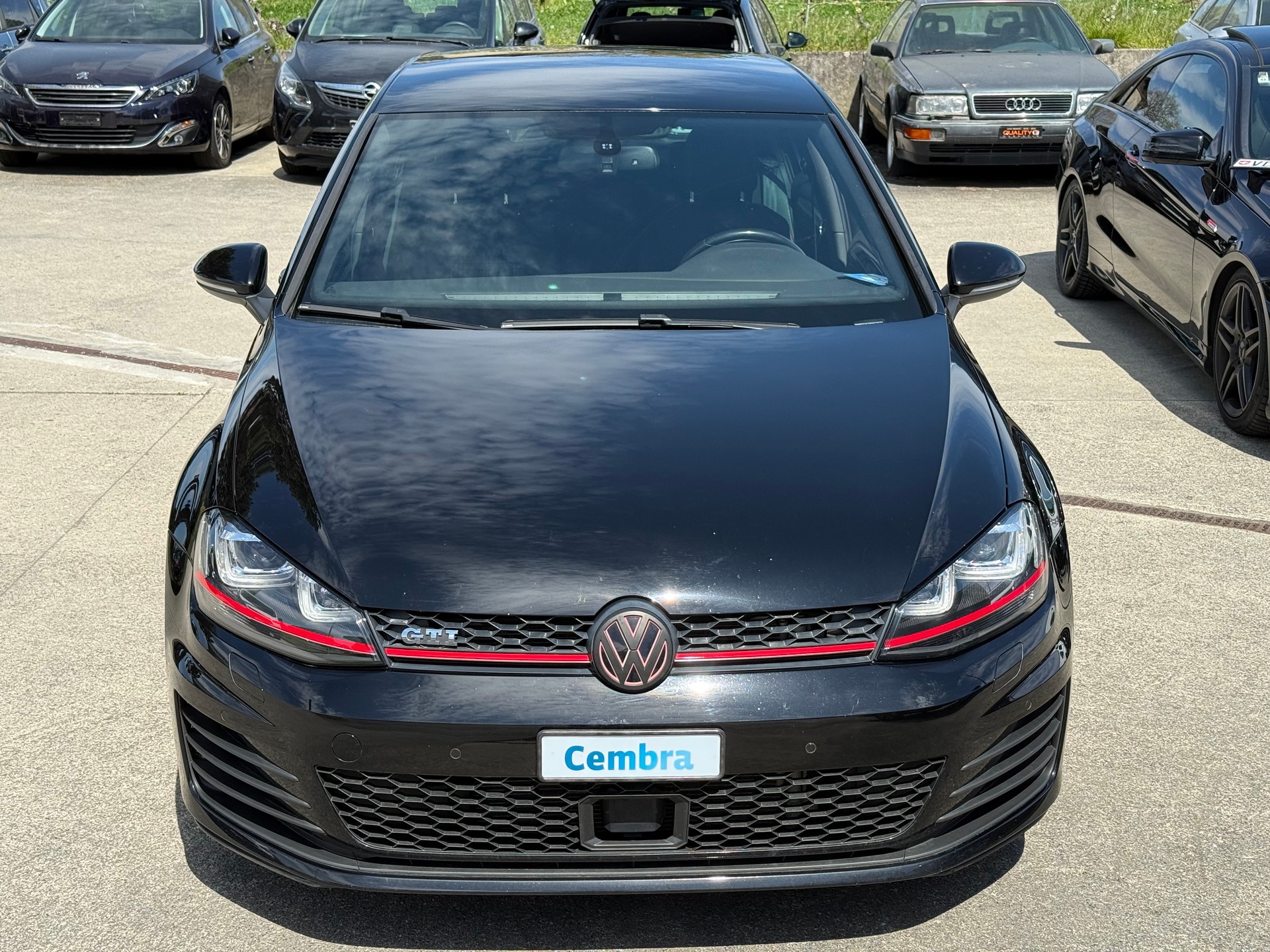 VW Golf 2.0 TSI GTI DSG-image-12