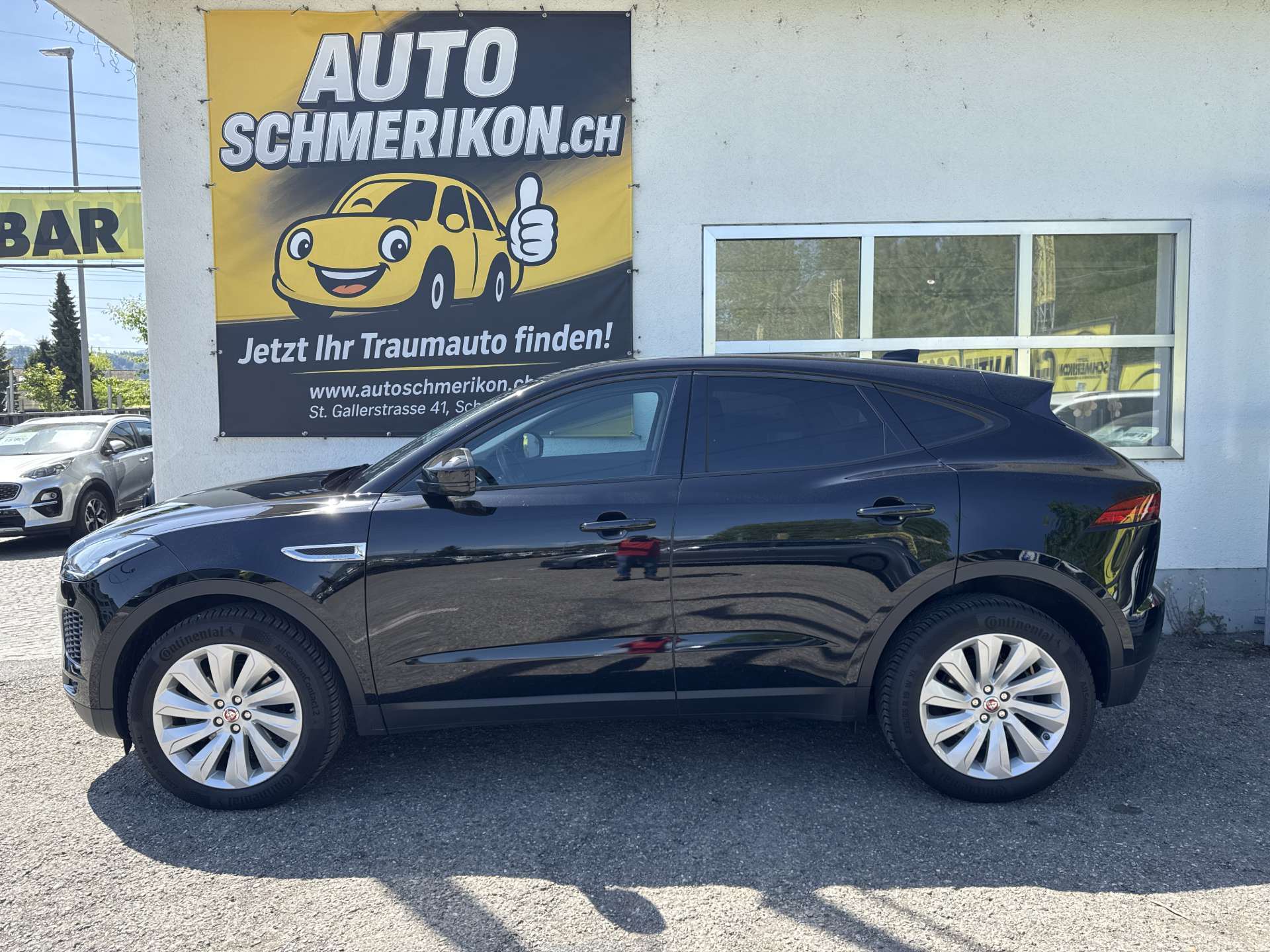 JAGUAR E-Pace 2.0d D150 AWD Automat-image-4