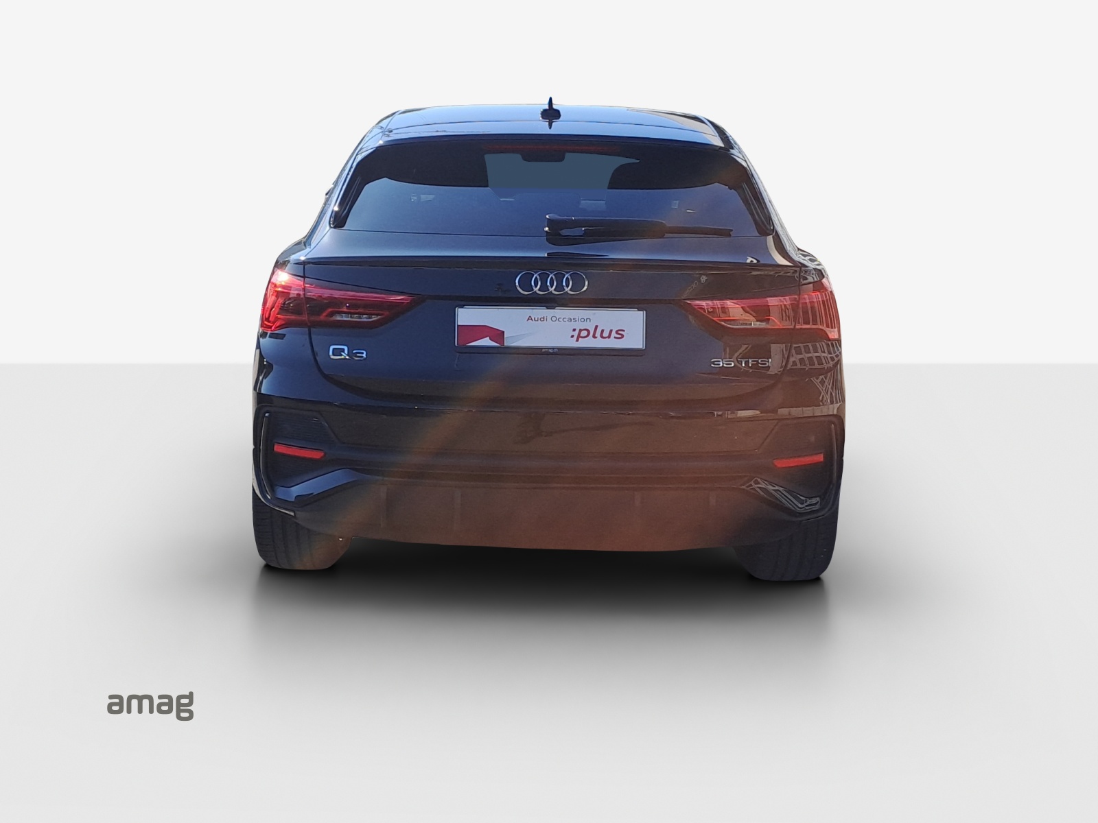 AUDI Q3 Sportback 35 TFSI S line Attraction S-tronic-image-3