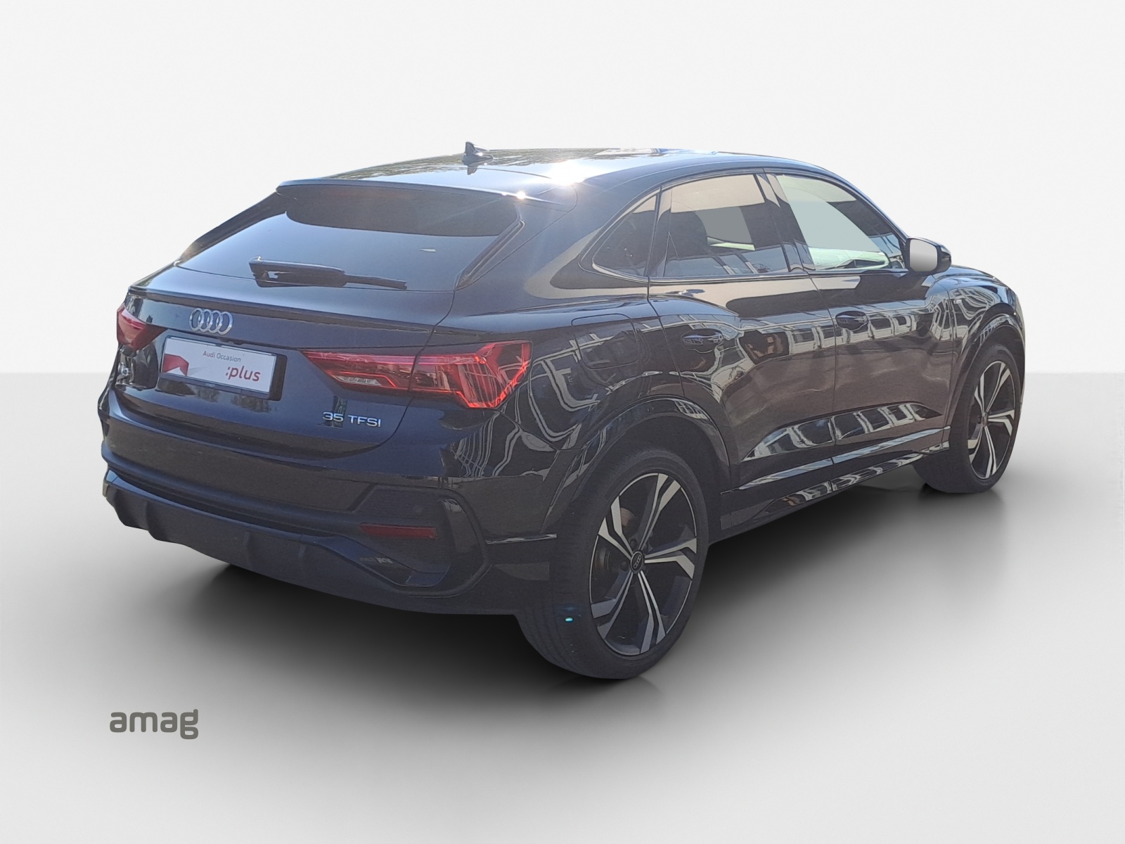 AUDI Q3 Sportback 35 TFSI S line Attraction S-tronic-image-4