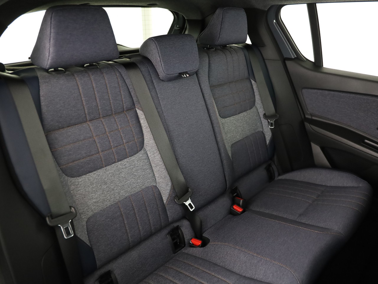 RENAULT R4 E-Tech Comfort Range techno-image-7