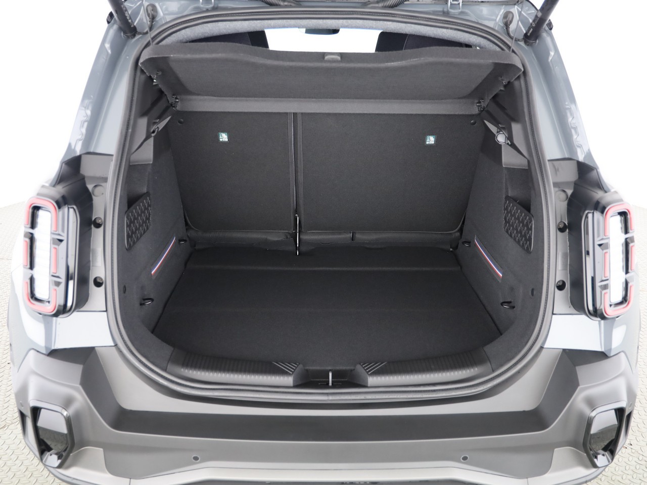 RENAULT R4 E-Tech Comfort Range techno-image-8