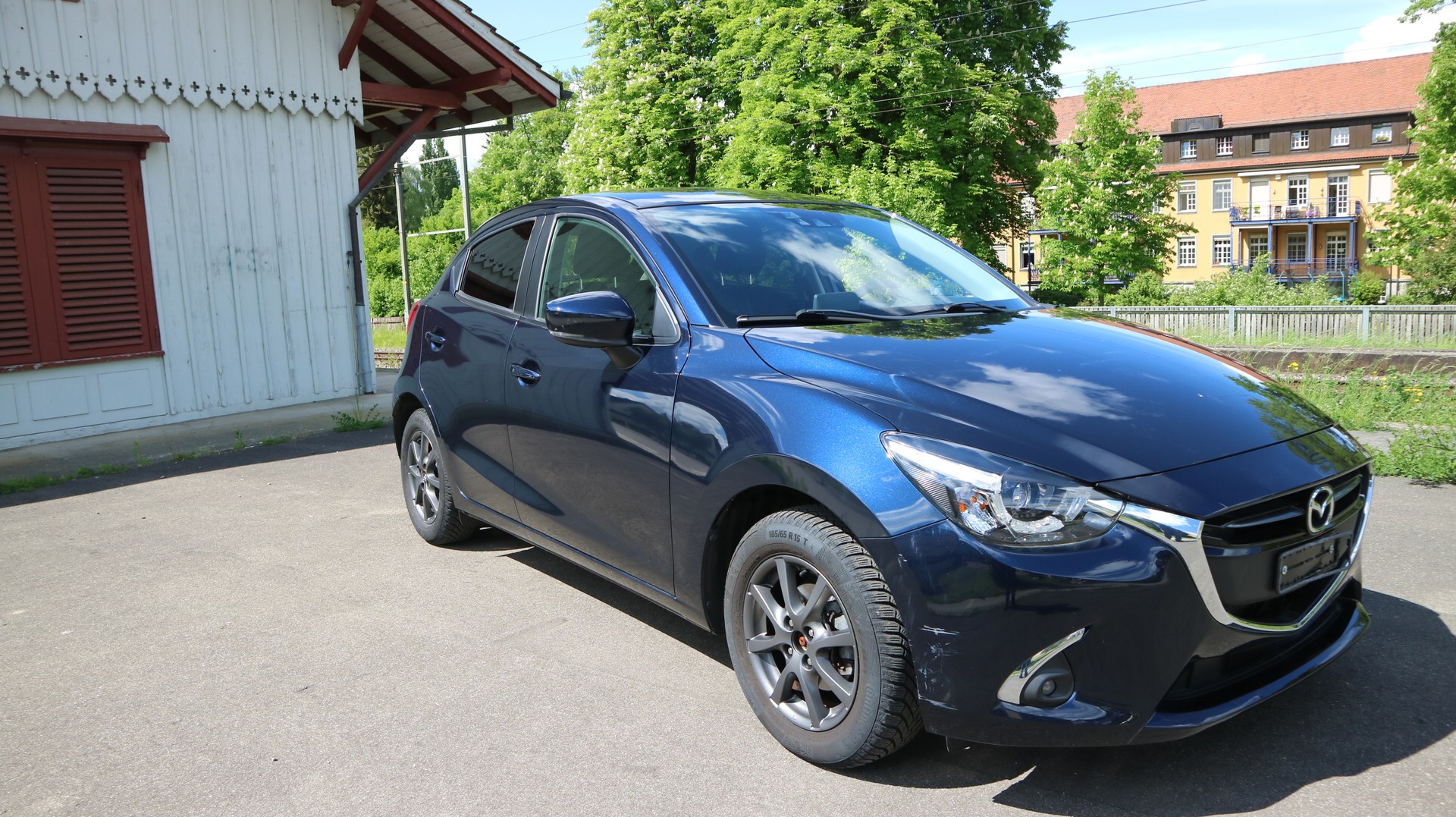MAZDA 2 SKYACTIV-G 115 Revolution-image-3