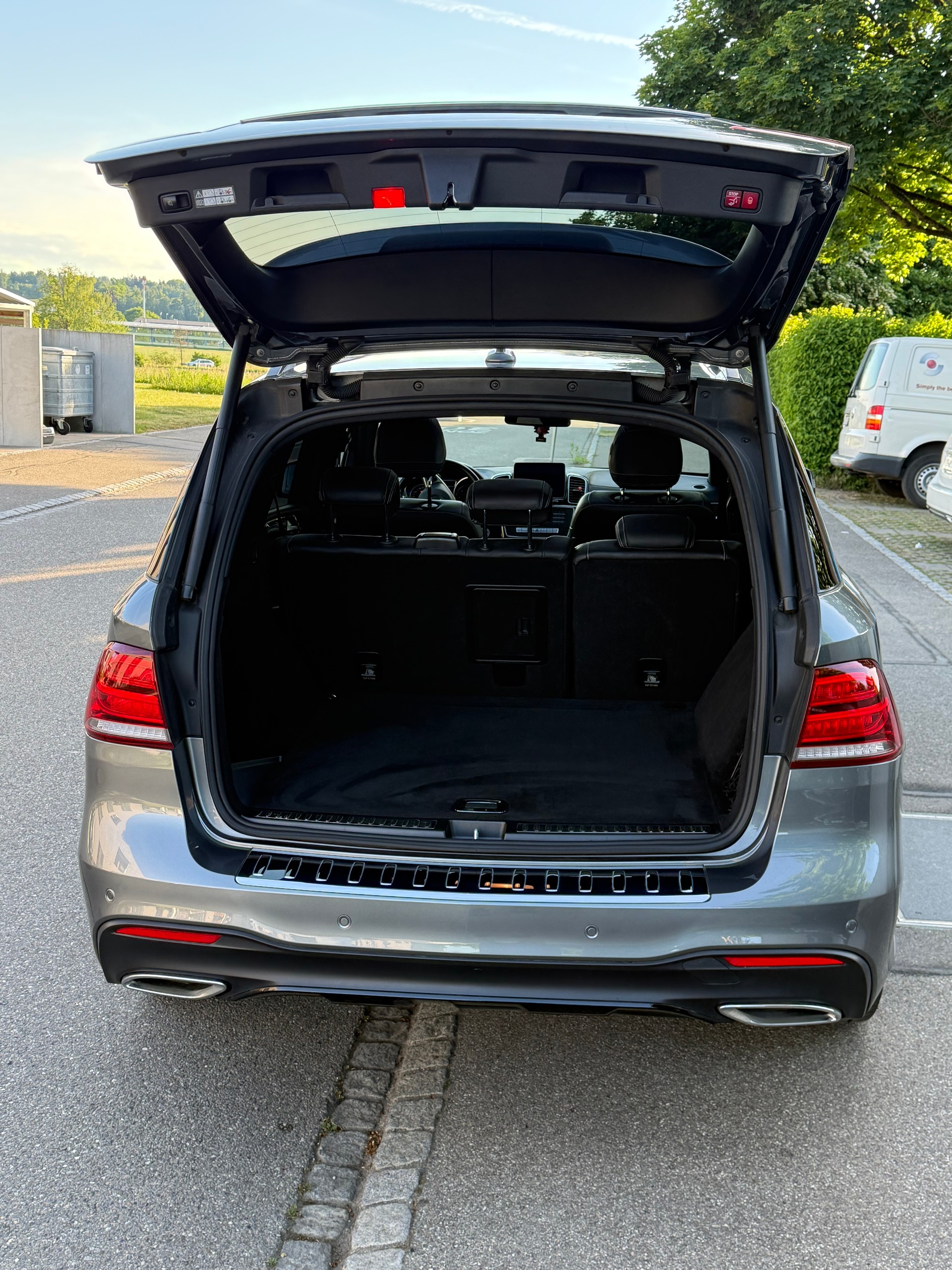MERCEDES-BENZ GLE 350 d-image-3