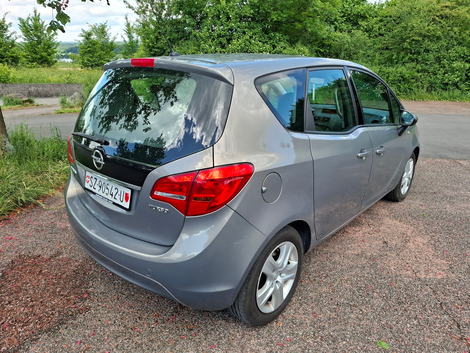 OPEL Meriva 1.4 Turbo Enjoy-image-4