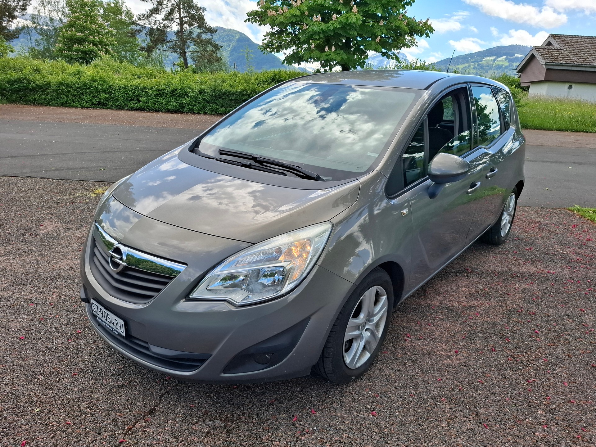 OPEL Meriva 1.4 Turbo Enjoy-image-2