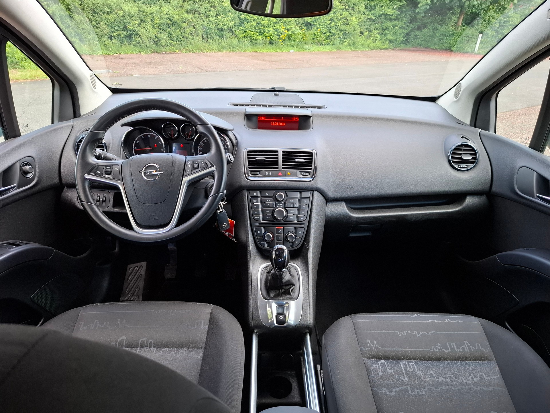 OPEL Meriva 1.4 Turbo Enjoy-image-9