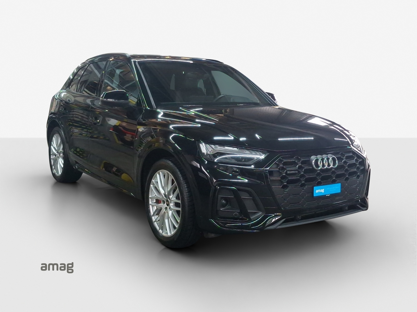 AUDI Q5 50 TFSI e PHEV S line quattro S-tronic-image-5