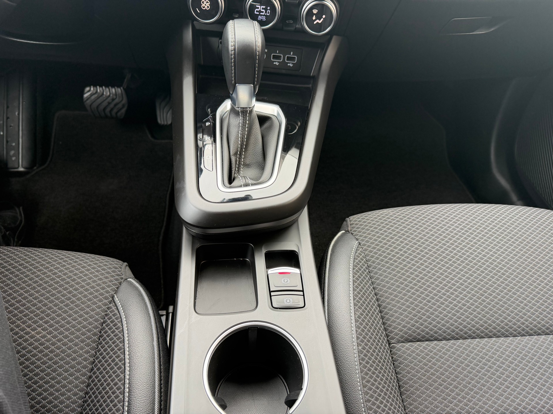 RENAULT Arkana 1.3 TCe Techno EDC-image-19