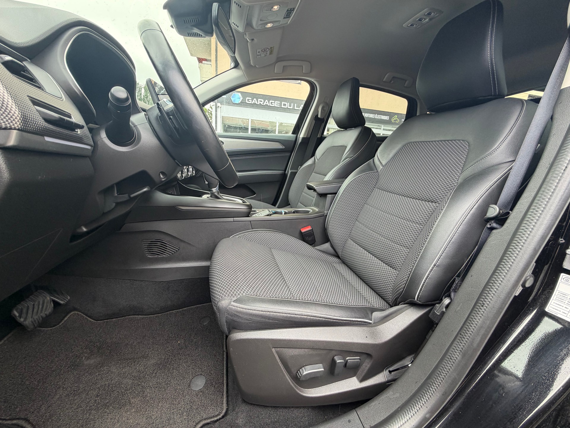 RENAULT Arkana 1.3 TCe Techno EDC-image-9