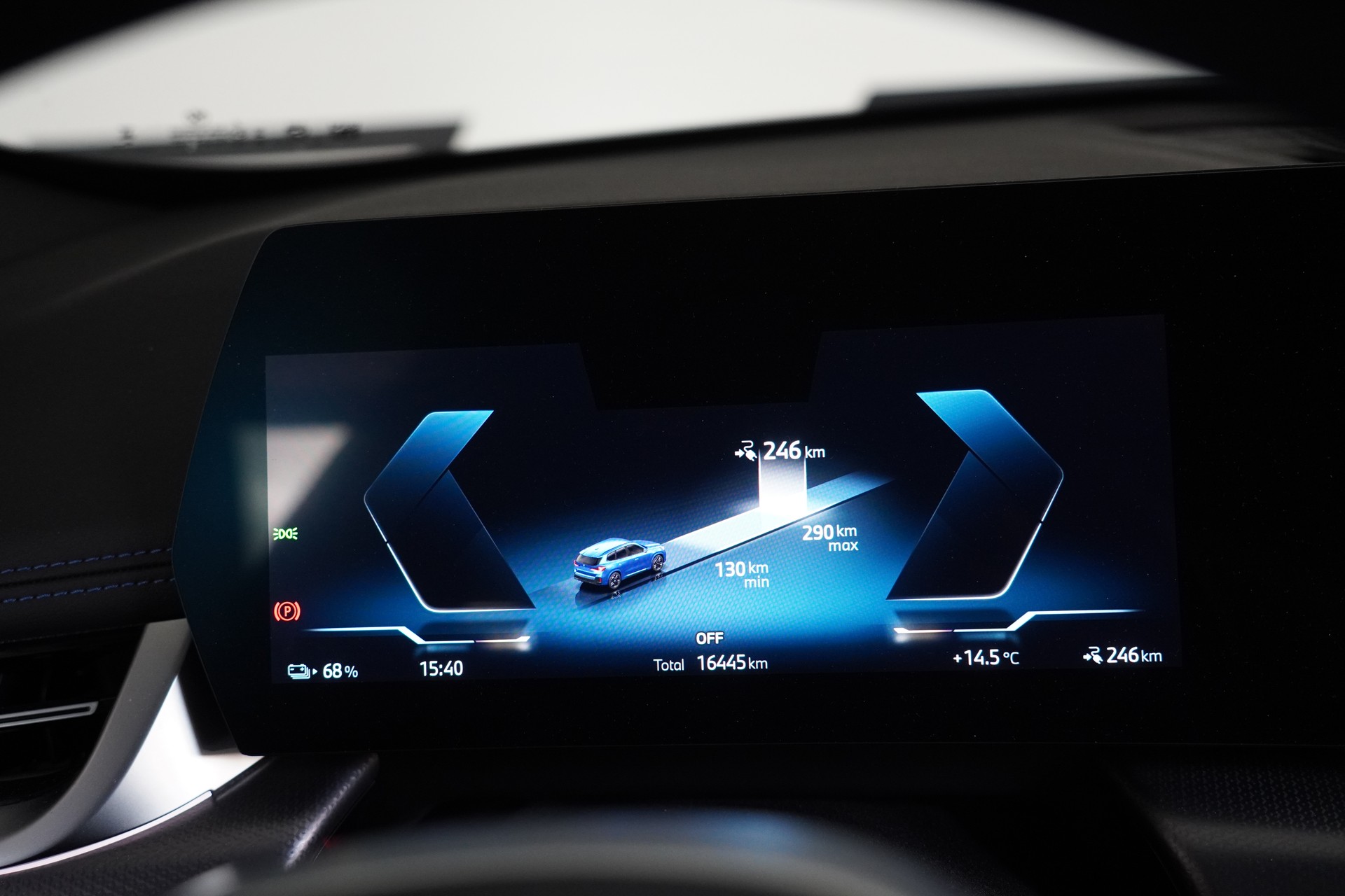 BMW iX1 xDrive 30 M Sport Pro-image-22